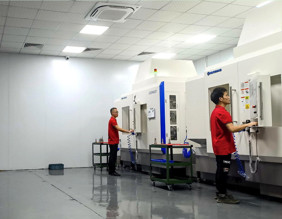 Zhuanxin Precision Factory CNC machining workshop